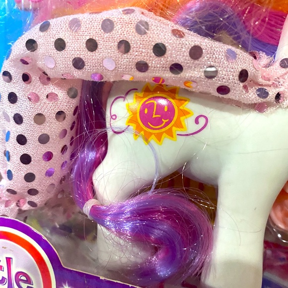 MY LITTLE PONY G3 NWT VTG 2003 FRIENDSHIP BALL DRESS-UP EVENINGWEAR SUNNY DAZE - Picture 11 of 16